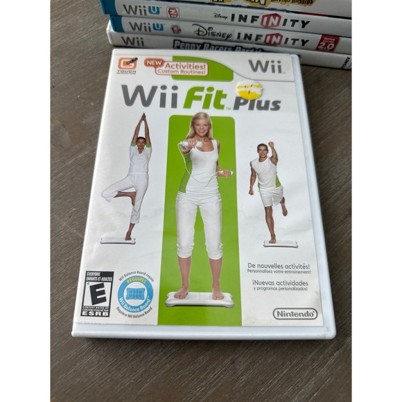 Wii Video Game Collection Bundle Wii Fit Plus Disney Aragorns Quest ... - Picture 2 of 8